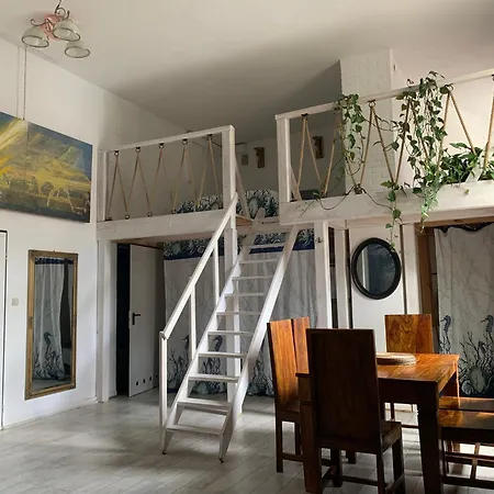 Apartment Amazing Art Loft / Centrum/ Free Parking *