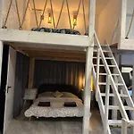 Daire Amazing Art Loft / Centrum/ Free Parking